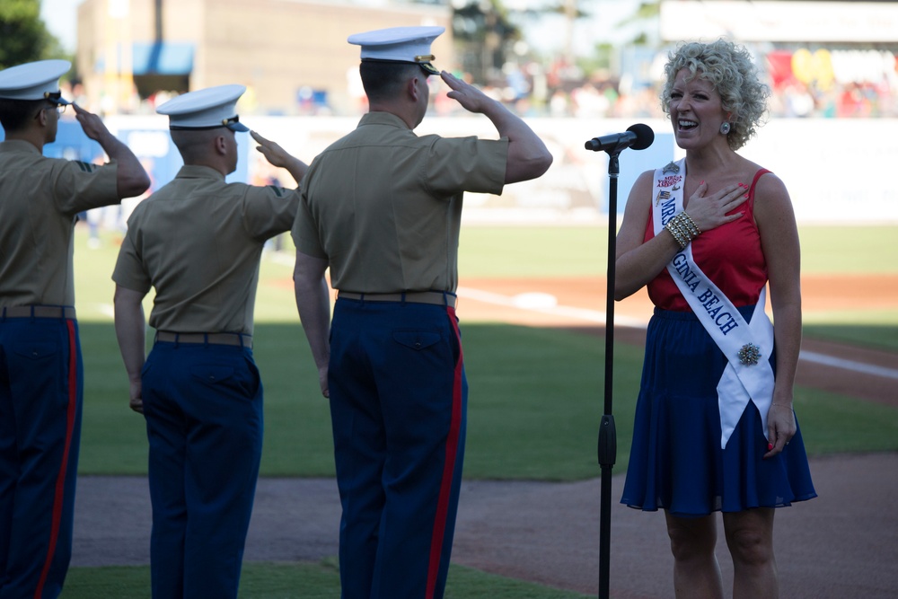 Norfolk Tides Host Marine Night