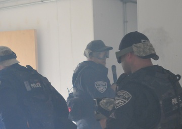SWAT Hostage Training