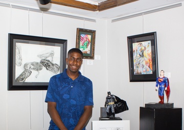 Soldier uses art to express himself