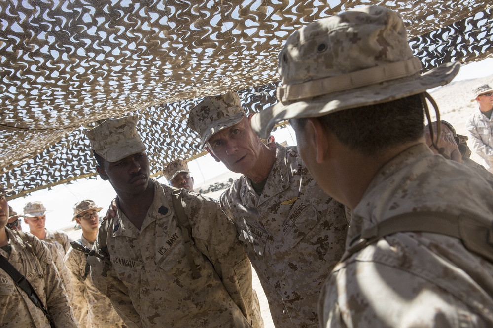 Lt. Gen. Rex C. McMillian visits Marines Participating in ITX 4-16