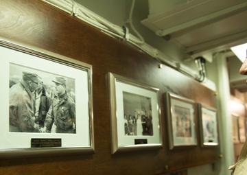 USS Howard Host Vietnam War ‘Battle of Hill 488’ Survivors