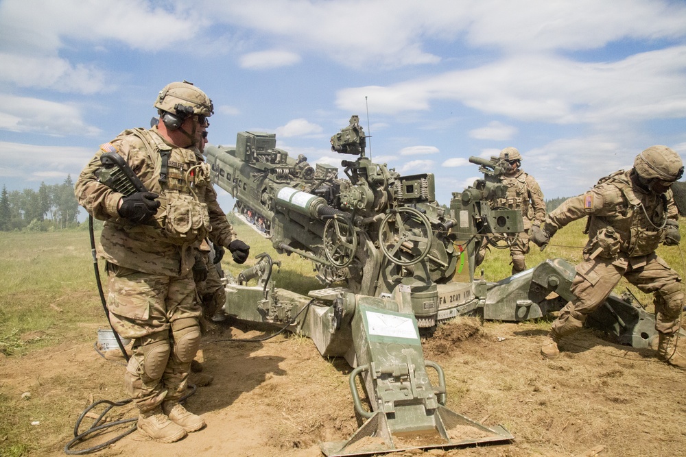 Archer Battery, Field Artillery Squadron, 2nd Cavalry Division Dignitaries Visit Saber Strike 16 CALFEX