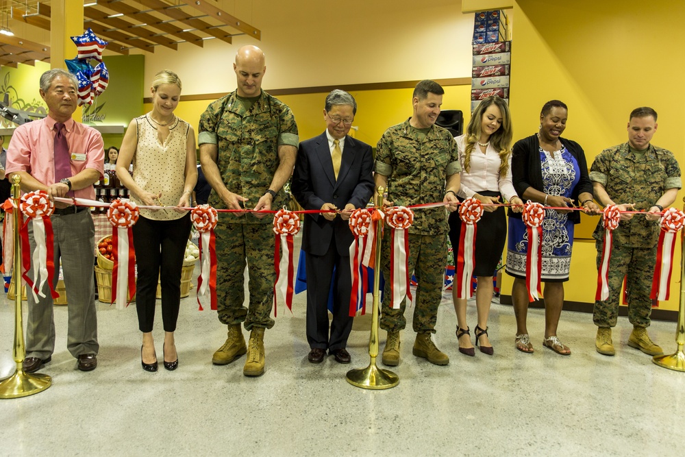 MCAS Iwakuni opens new commissary to residents