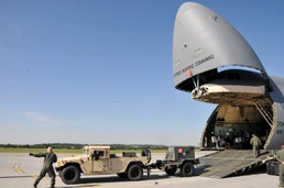 Largest U.S. military transport aircraft makes historic landing in Poland for Anakonda 16