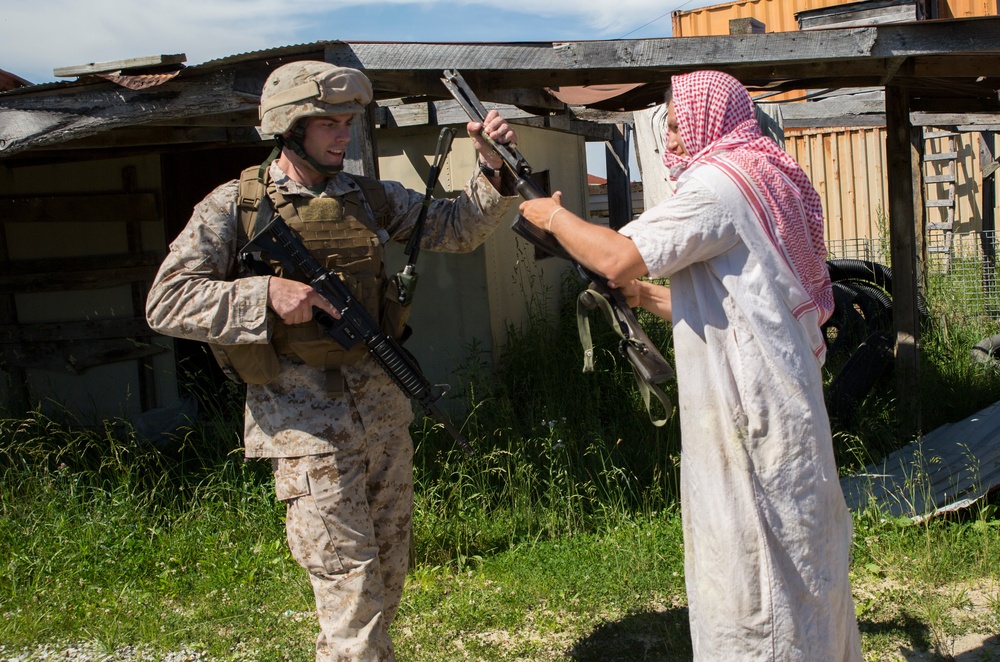 Realistic training in Indiana benefits Reserve Marines