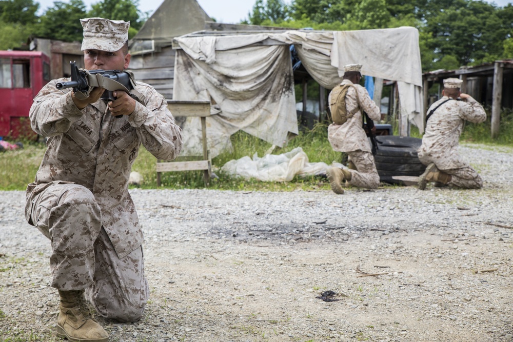 Realistic training in Indiana benefits Reserve Marines