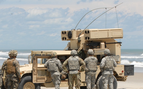 Army, Marines conduct live-fire training