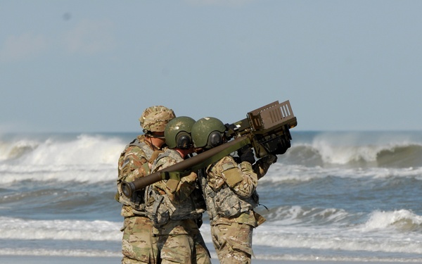 Army, Marines conduct live-fire training