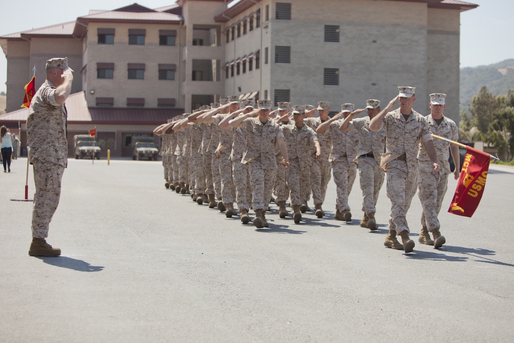 Marine Combat Training, School of Infantry-West, Marine Combat Training, Change of Command Ceremony