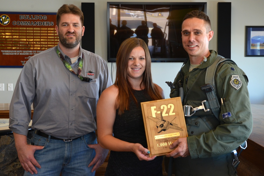 F-22 Raptor pilot reaches 1000 flying hours