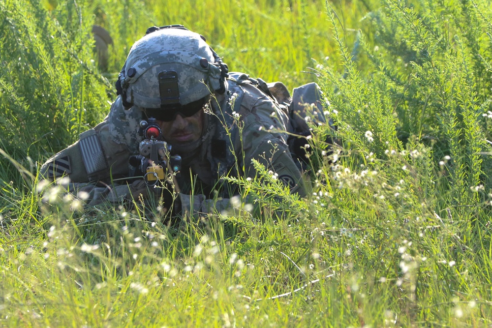 Paratroopers provide defense in Operation Panther Shield