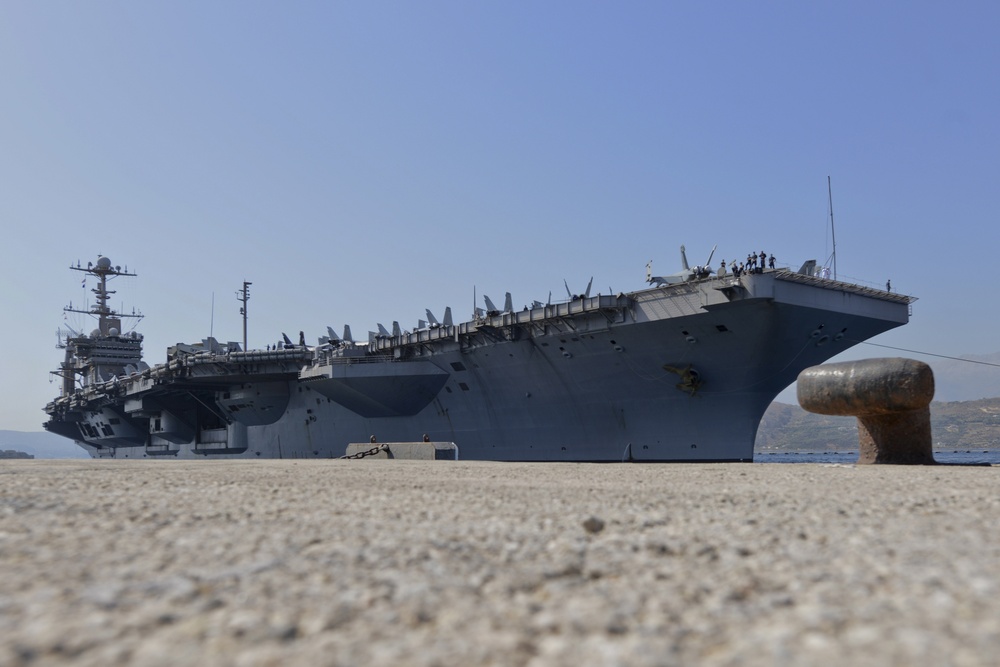 Aircraft carrier USS Harry S. Truman (CVN 75) arrives in Souda Bay, Greece