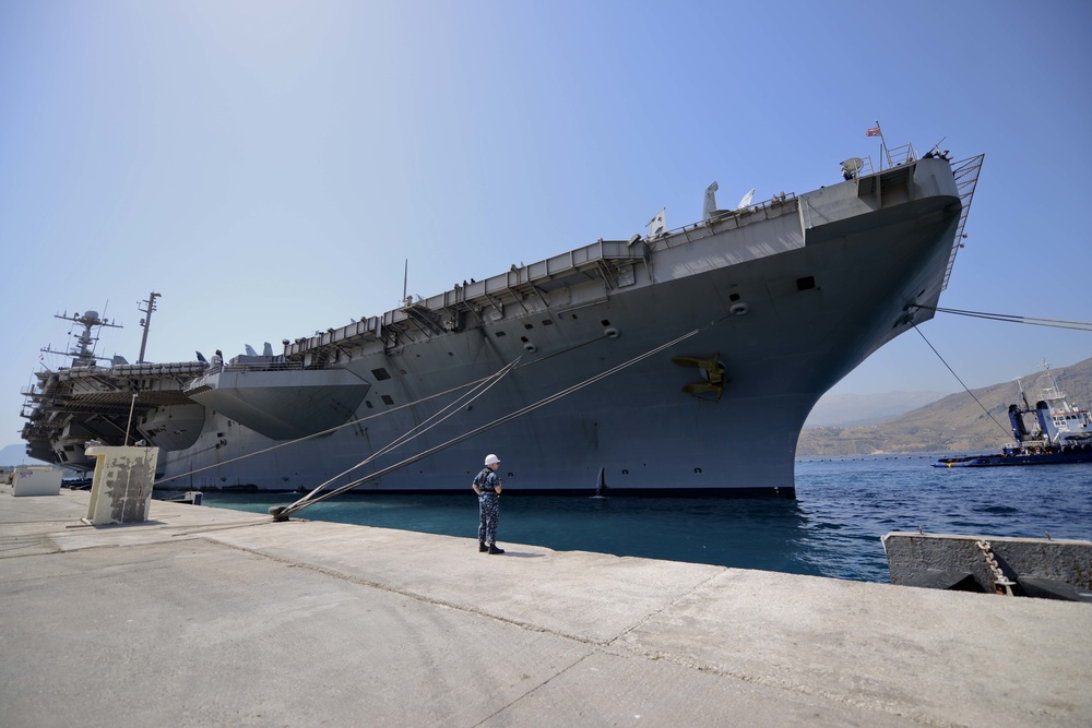 Aircraft carrier USS Harry S. Truman (CVN 75) arrives in Souda Bay, Greece