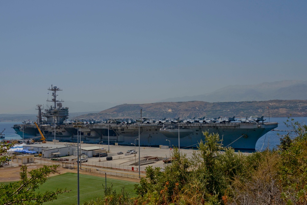 Aircraft carrier USS Harry S. Truman (CVN 75) arrives in Souda Bay, Greece