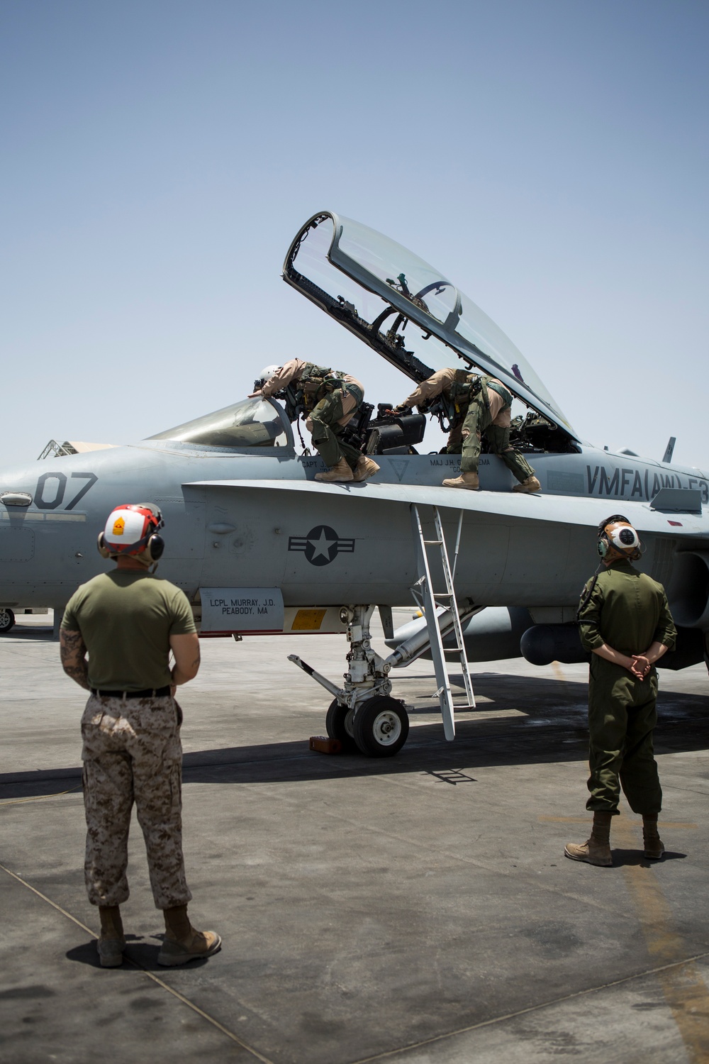 VMFA(AW)-533 Conducts flight operations