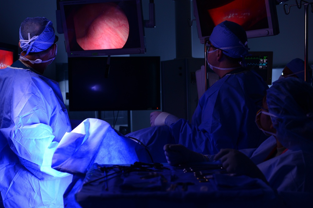 USAF Hospital Langley: 1st active duty hospital with 3-D laparoscopic capability