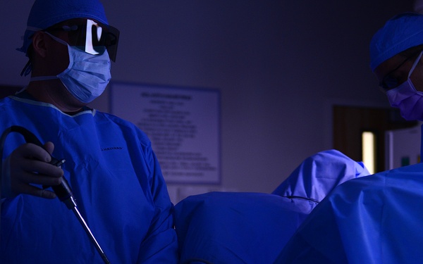 USAF Hospital Langley: 1st active duty hospital with 3-D laparoscopic capability