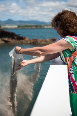 Ash-Scattering Ceremony Reunites Pearl Harbor Survivor with Shipmates