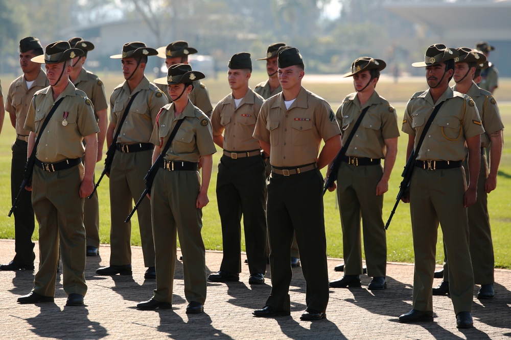 U.S. Marines and Australian soldiers graduate from leadership course in Darwin, Australia