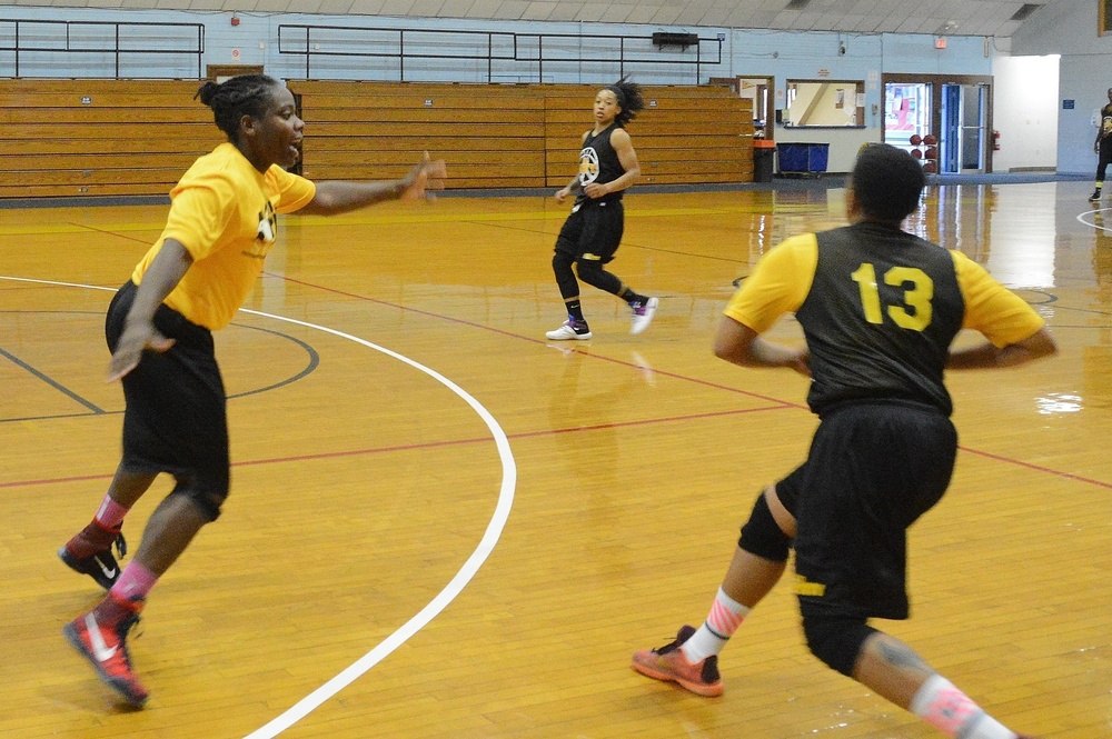 All Army basketball team holds tryouts at Fort Indiantown Gap; Pennsylvania Guard Soldier makes team