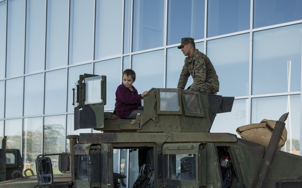 Open House before Exercise Hamel