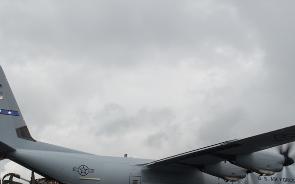 Devil Raiders exercise air mobility operations at SR16’