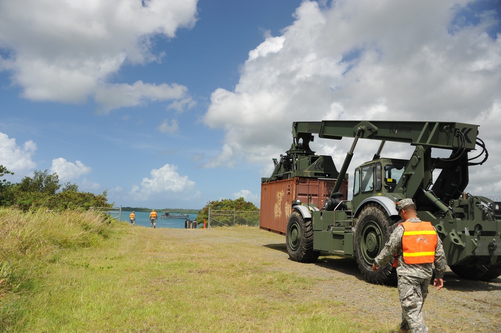 Army Reserve and Army National Guard Train Together