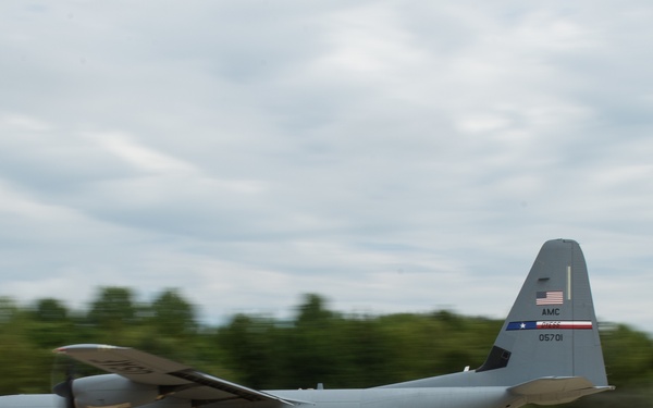 Devil Raiders exercise air mobility operations
