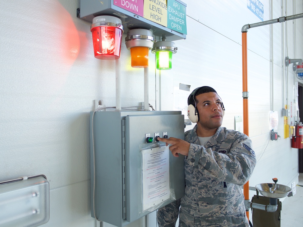 Colonel Corcoran flies last Alaska Raptor mission