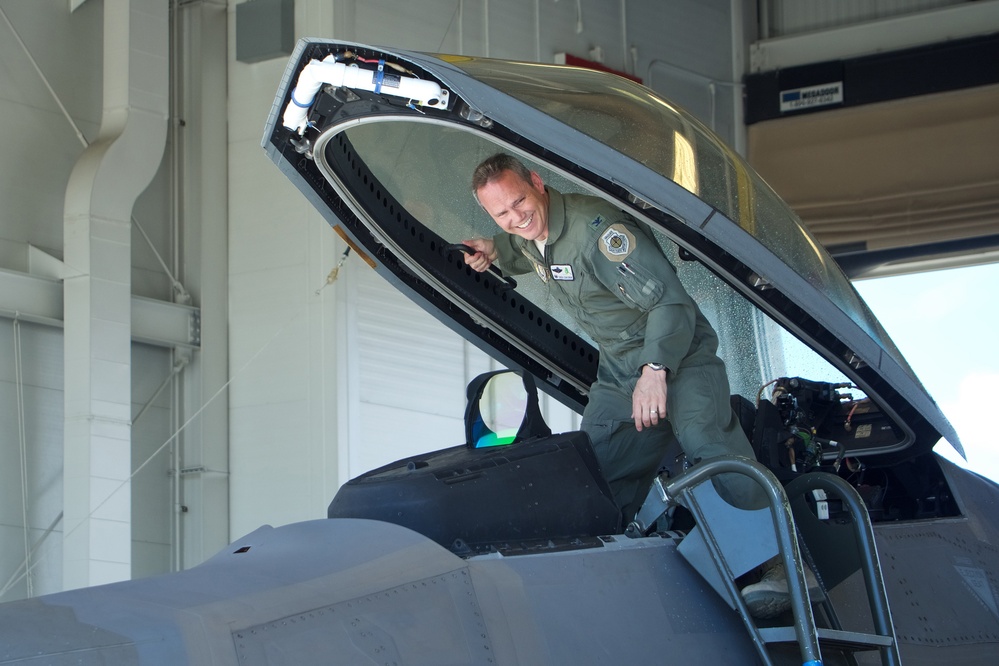 Colonel Corcoran flies last Alaska Raptor mission