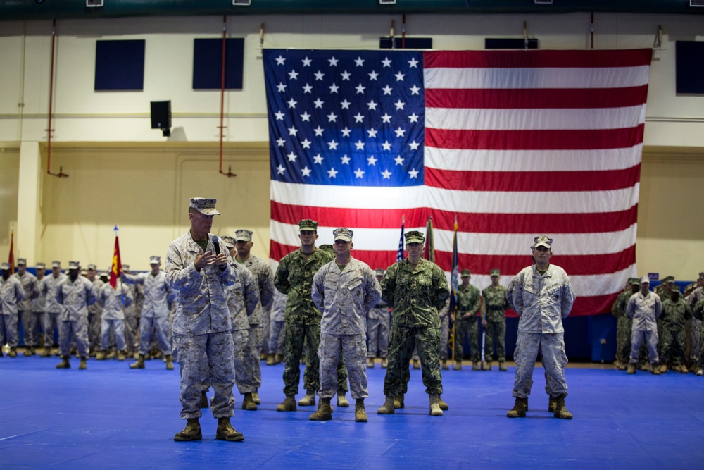 5th Marine Expeditionary Brigade Conducts Change of Command Ceremony