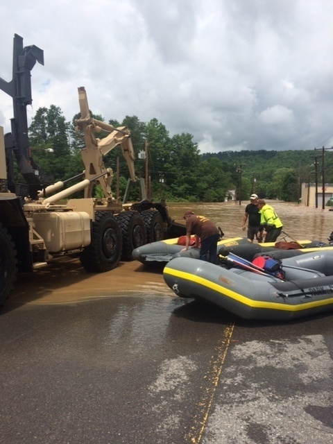Army Reserve’s 811th Ordnance Company Assists Rainelle, WV during Flooding