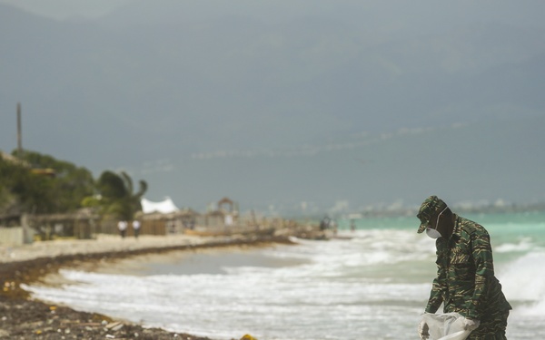 Jamaica, 17 partner nations get dirty for massive beach cleanup