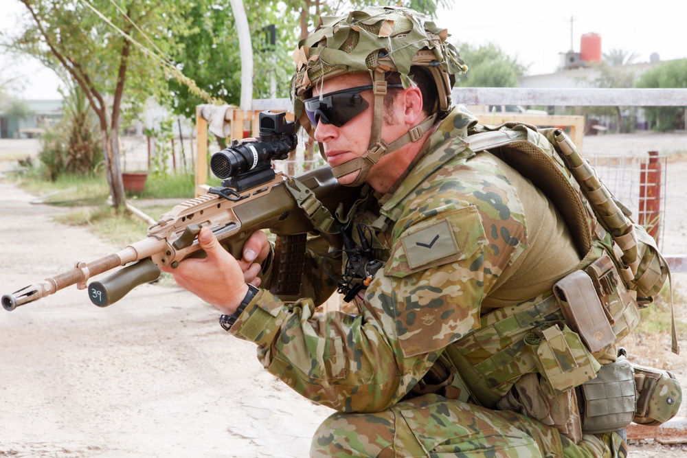 Task Group Taji conducts squad movement training