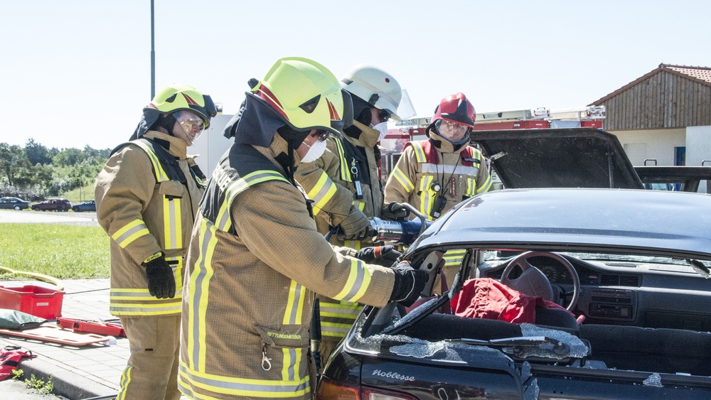 U.S. Army Civilian Firefighters Vehicle Extrication Training