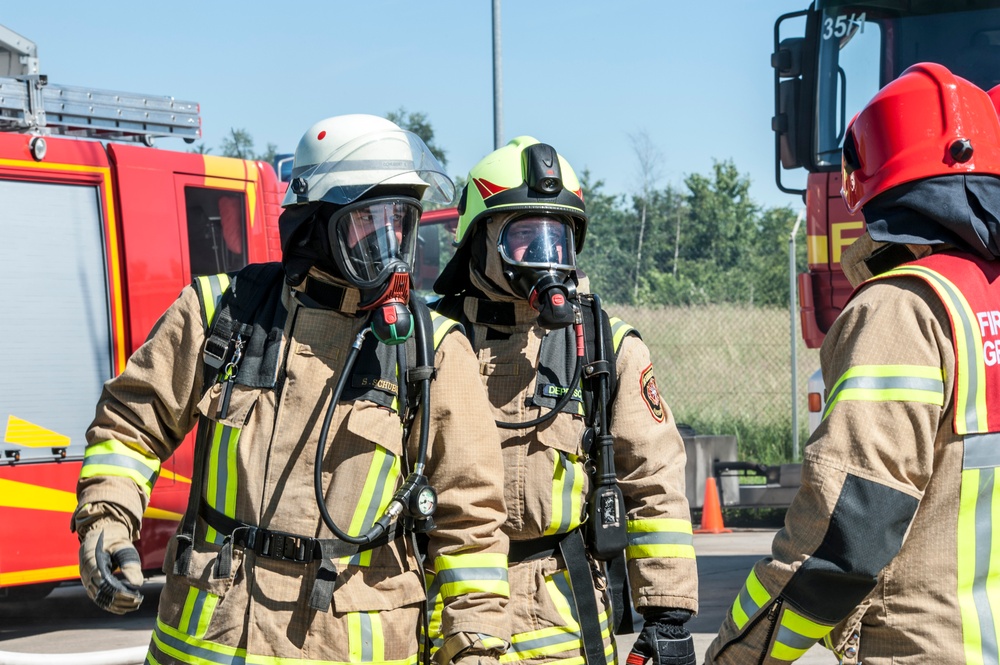 U.S. Army Civilian Firefighters Vehicle Extrication Training