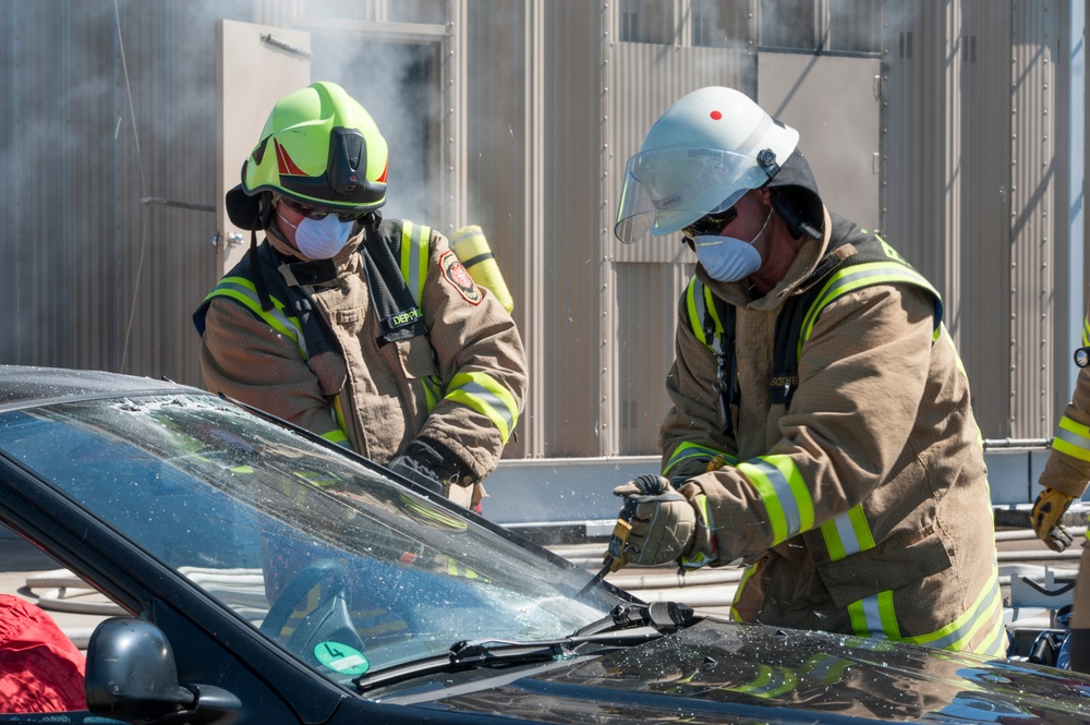 U.S. Army Civilian Firefighters Vehicle Extrication Training