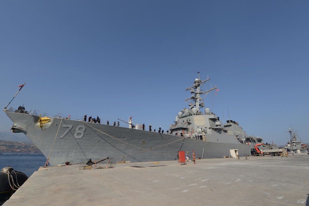 USS Porter (DDG 78) in Souda Bay, Greece