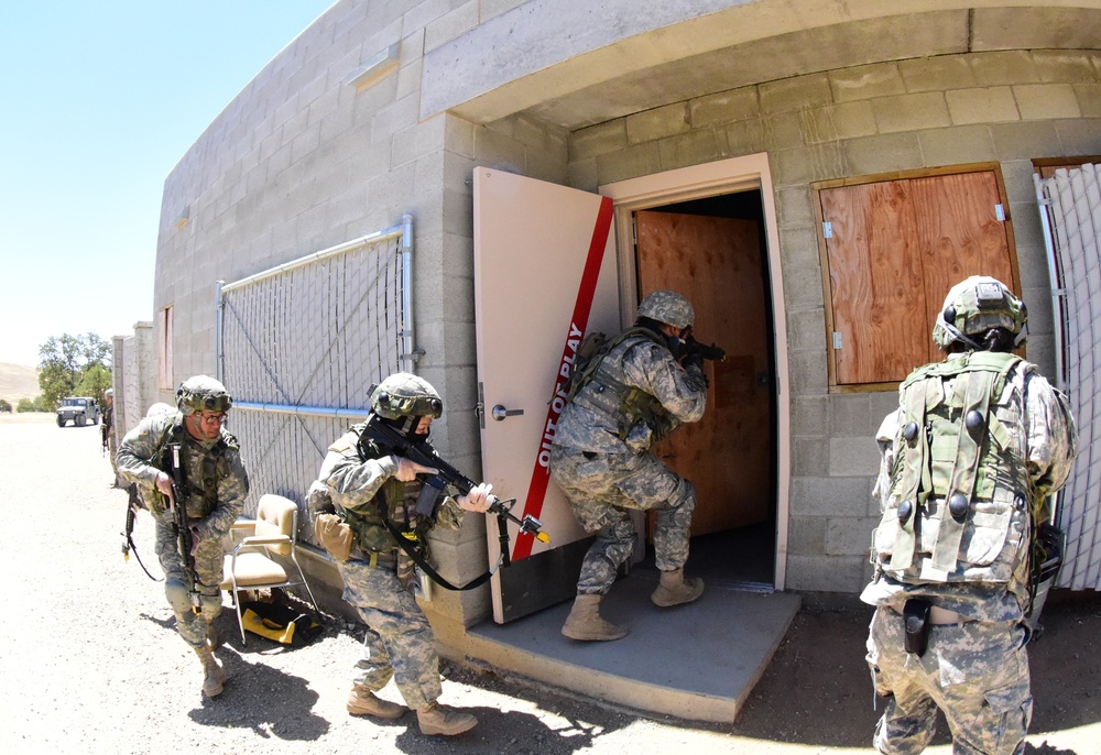 Soldiers of 227th Brigade Engineer Battalion conduct intelligence collection operations during XCTC 2016