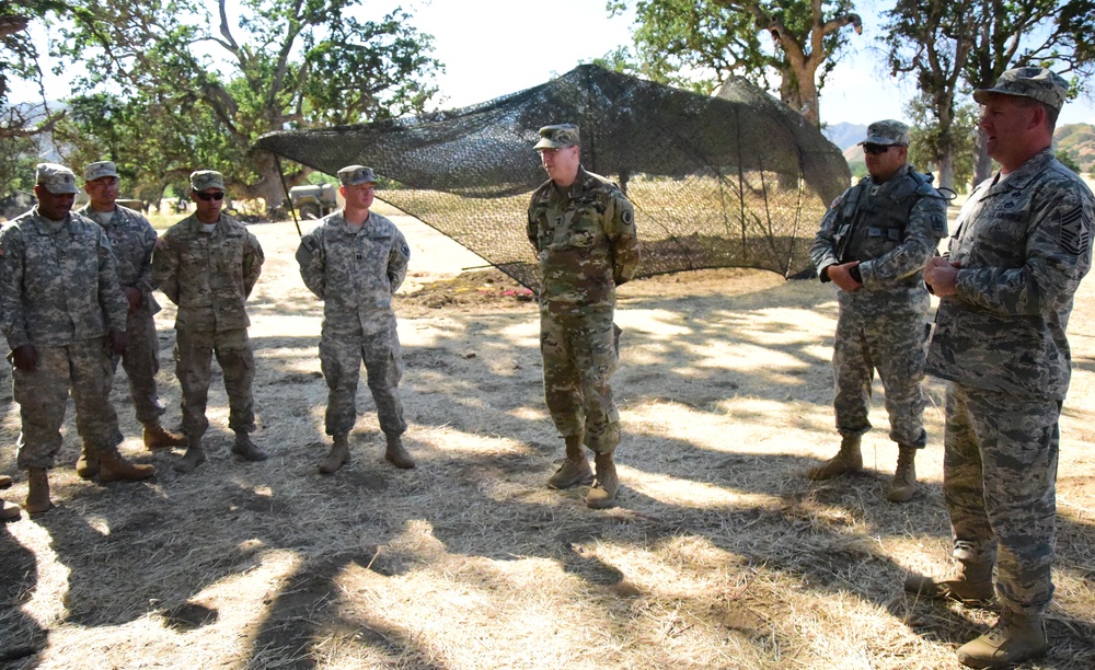 Maj. Gen. Arthur Logan visits 29th IBCT Soldiers during XCTC 2016