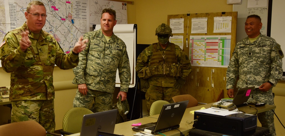 Maj. Gen. Arthur Logan visits 29th IBCT Soldiers during XCTC 2016