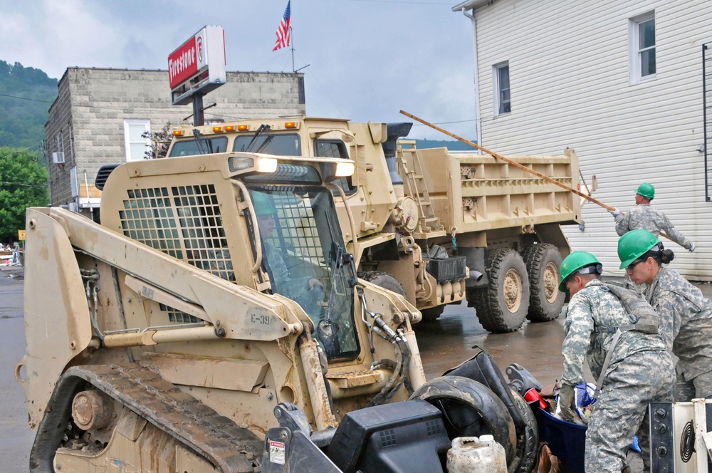 RIARNG Soldiers Assist in West Virginia Flood Clean-Up Efforts