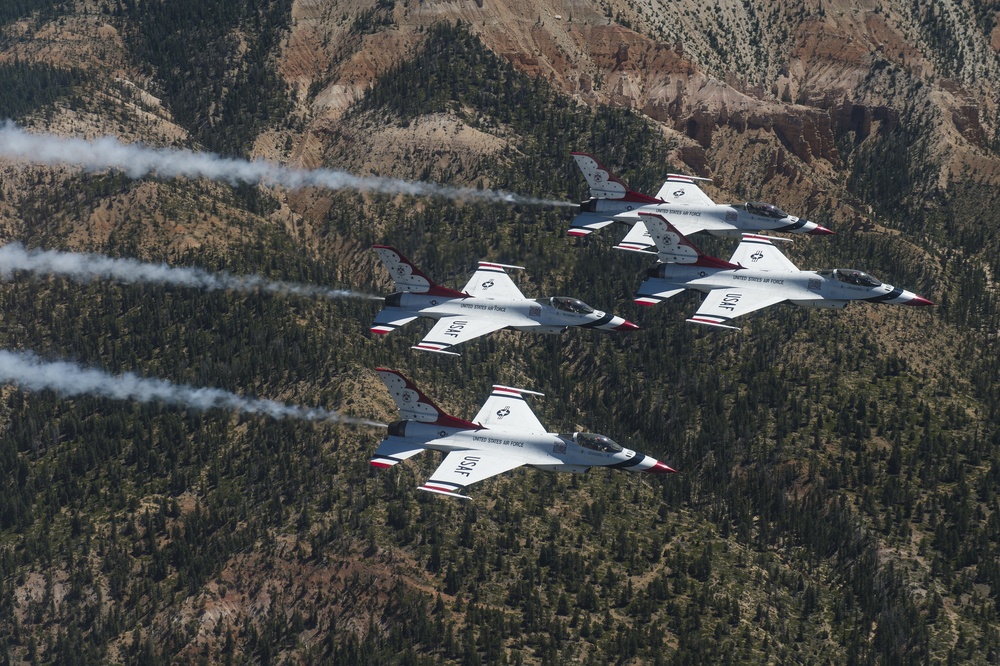 The Thunderbirds Return From Hill AFB Air Show