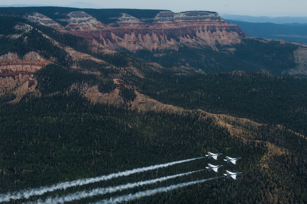 The Thunderbirds Return From Hill AFB Air Show