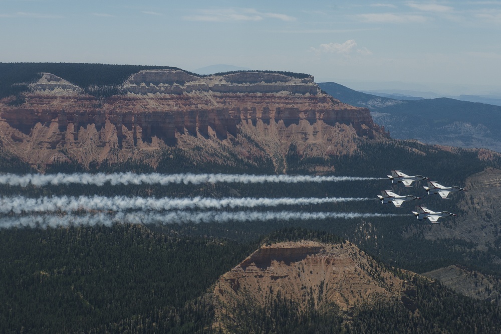 The Thunderbirds Return From Hill AFB Air Show