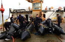 Coast Guard, U.S. Army joint-agency operational exercise