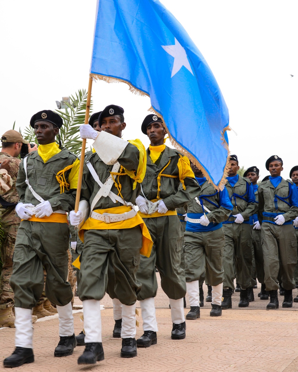Somali trainees graduate police academy