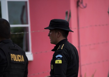 41 arrested in multinational human smuggling takedown in Central America, Colombia