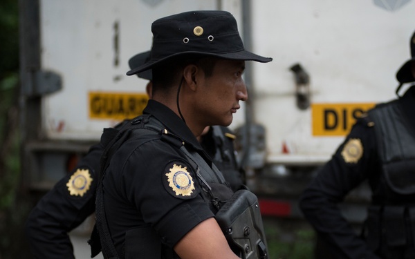 41 arrested in multinational human smuggling takedown in Central America, Colombia