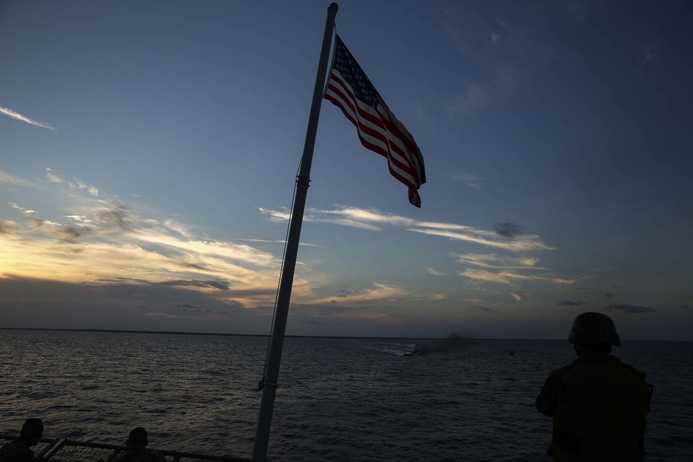 AAVs Board the USS Whidbey Island (LSD-41)